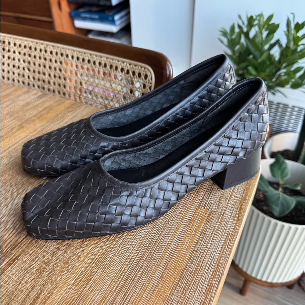 Freda Salvador JAYLA WOVEN BALLET HEEL